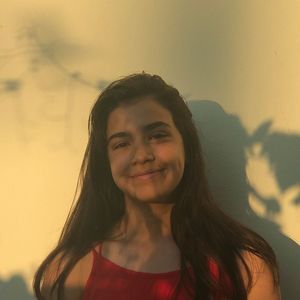 Meet your Posher, Carolina